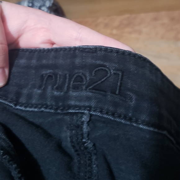 6 pairs of jeans barely worn - Picture 4 of 16